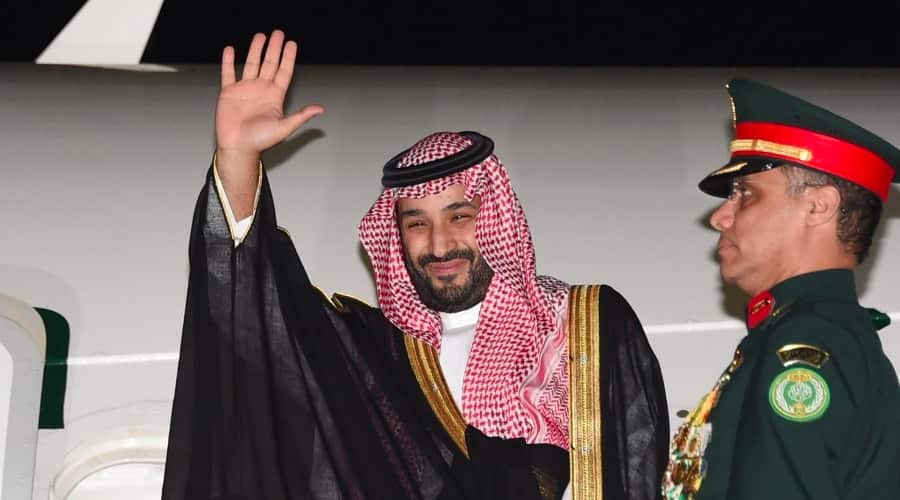 Saudi Crown Prince leaves Oman after official visit