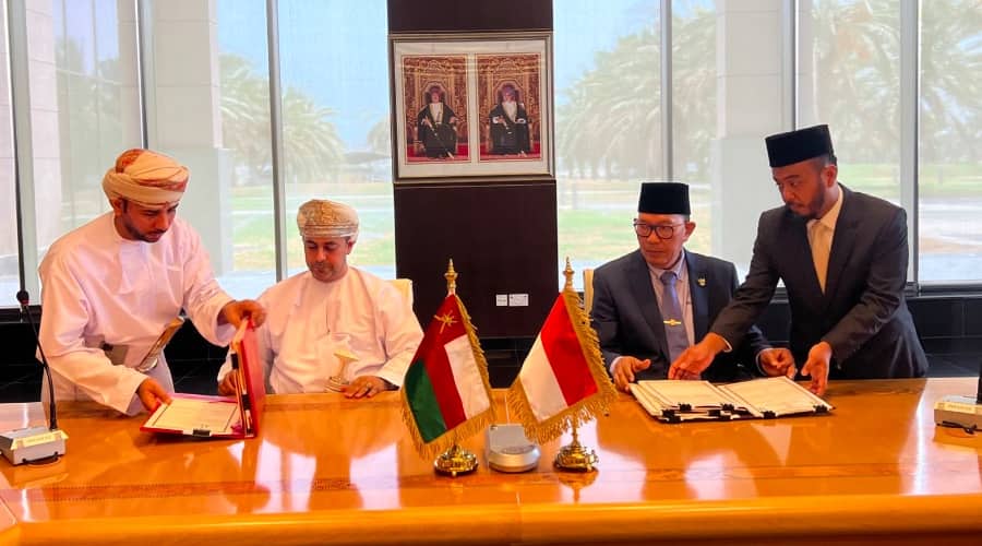Oman and Indonesia sign air transport agreement