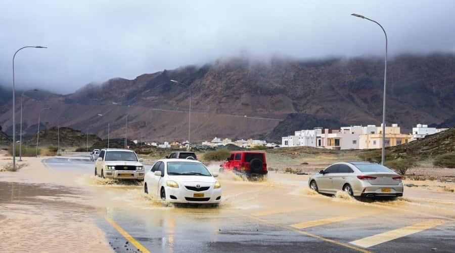 Met issues alert for heavy rain in parts of Oman - Arabian Daily News