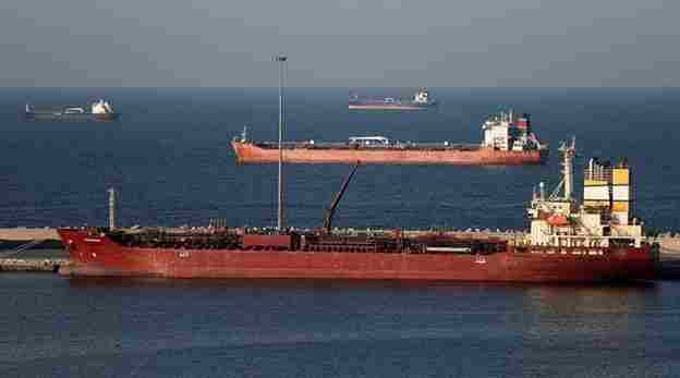 oil / ship