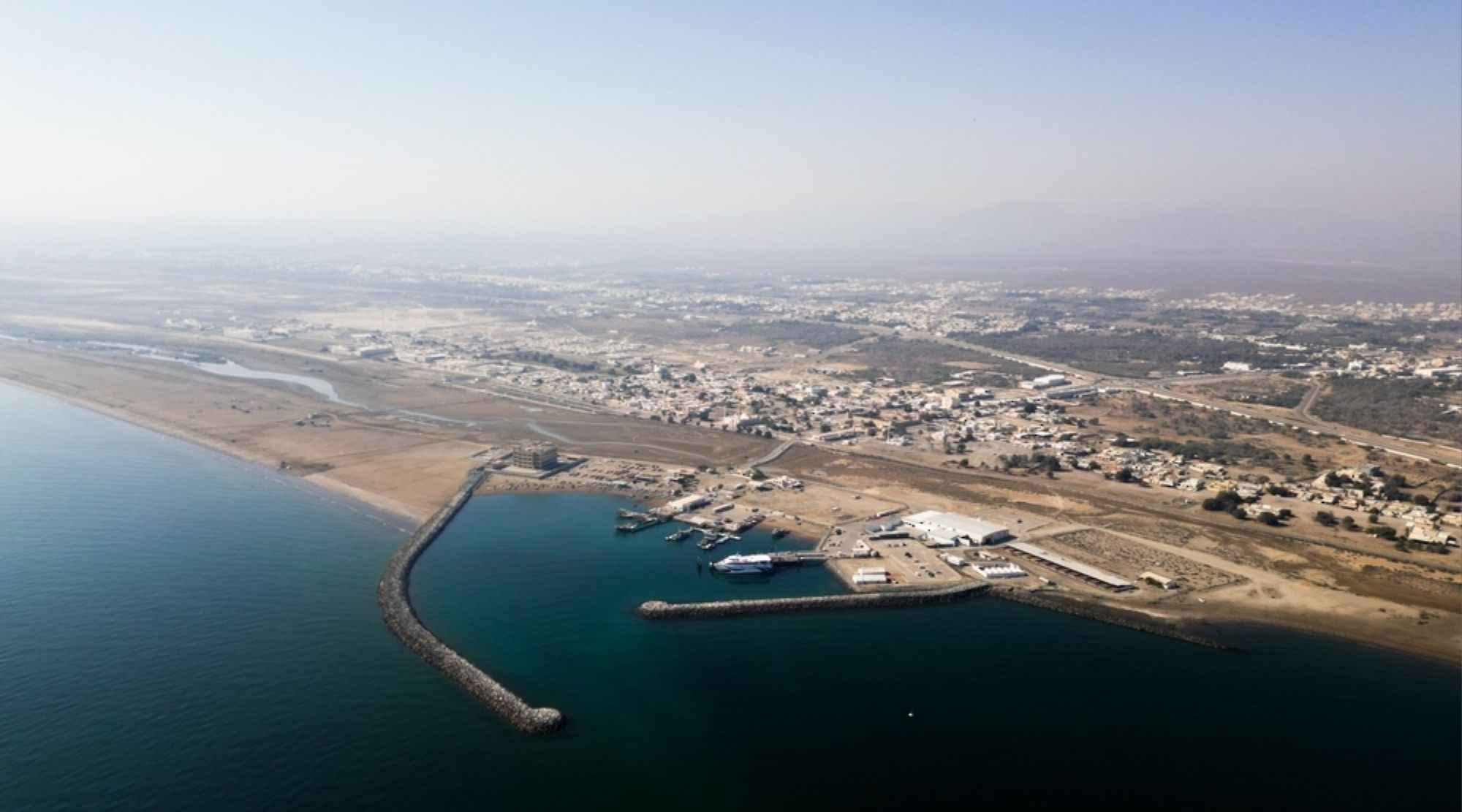 Shinas Port